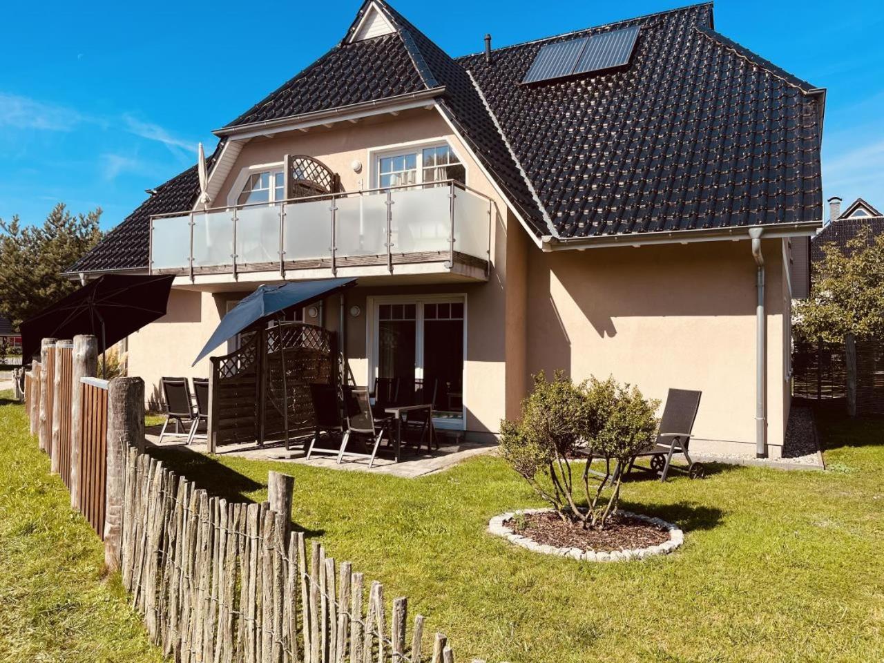 Ferienwohnung Asia In Born Esterno foto